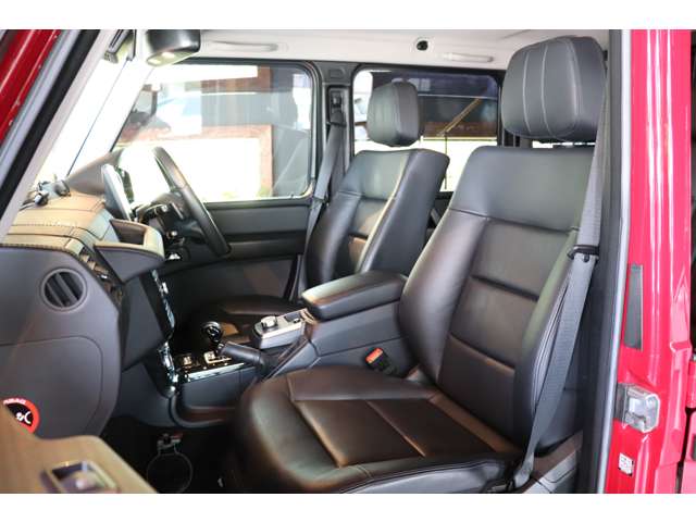 Mercedes-Benz G-Class 12