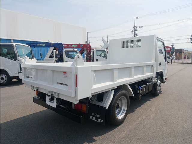 Isuzu Elf 5