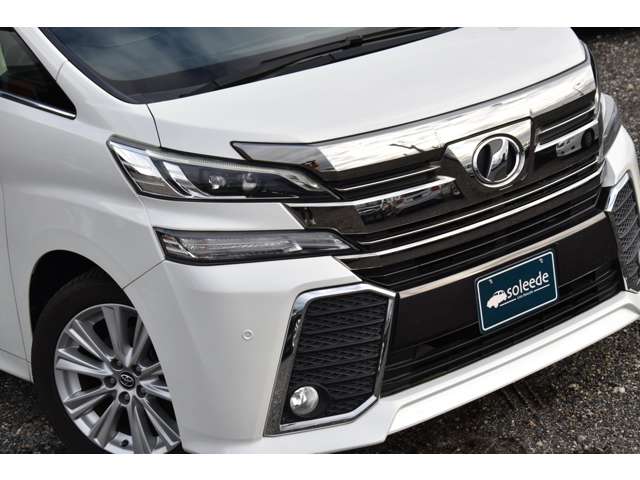 Toyota Vellfire 5