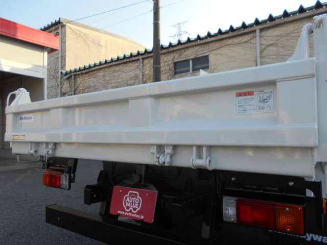 Hino Dutro 10