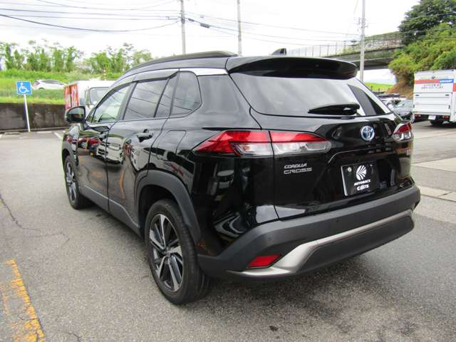 Toyota Corolla Cross 8