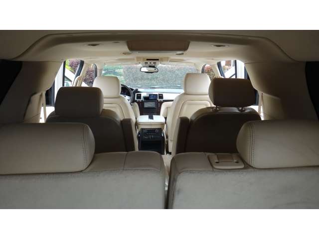 Cadillac エスカレード 7