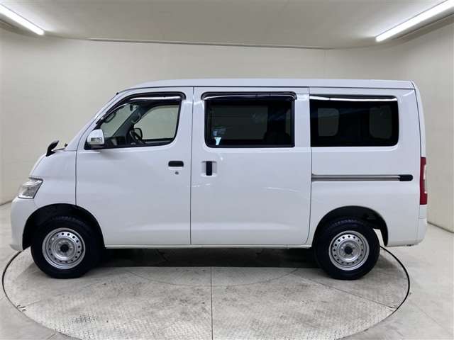 Toyota Town Ace Van 4