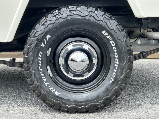 Toyota Land Cruiser 40 10