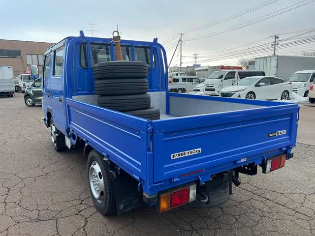 Isuzu Elf 6