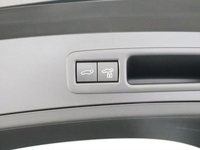 Lexus UX 11