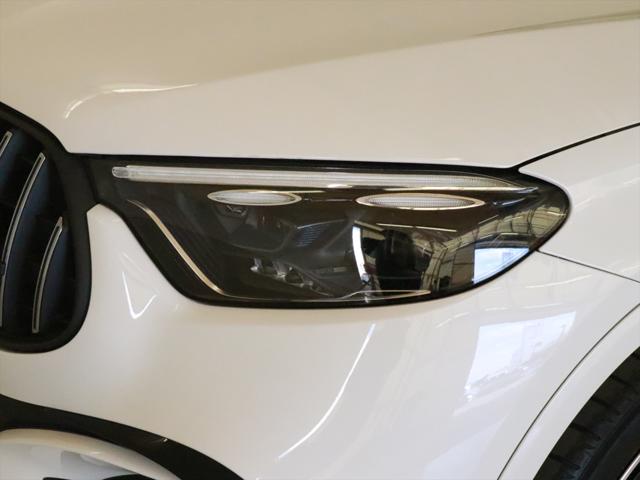 Mercedes-Benz GLC 8