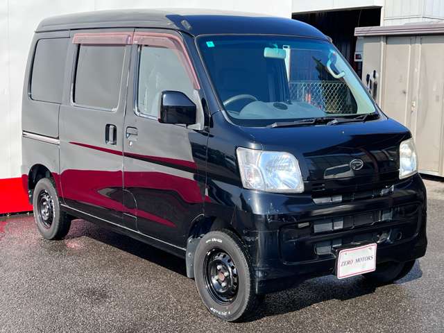 Daihatsu Hijet Cargo 5