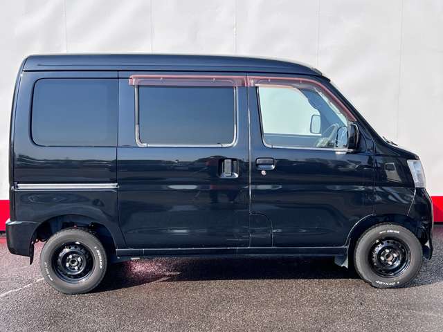 Daihatsu Hijet Cargo 9