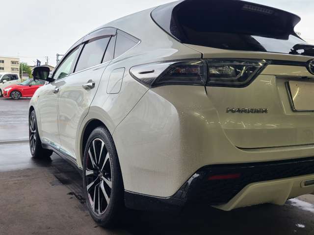 Toyota Harrier 11