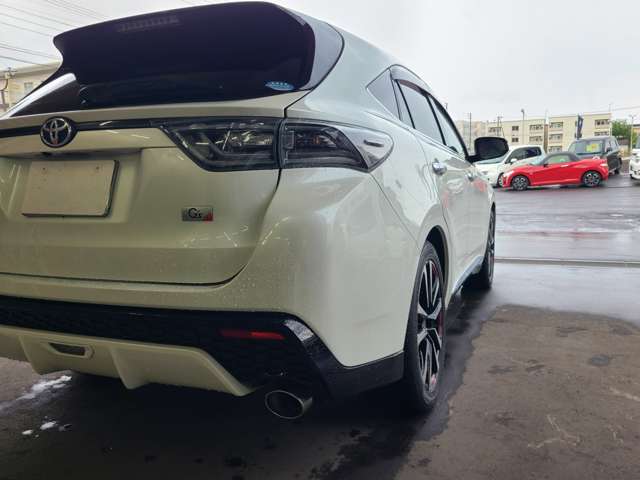 Toyota Harrier 12