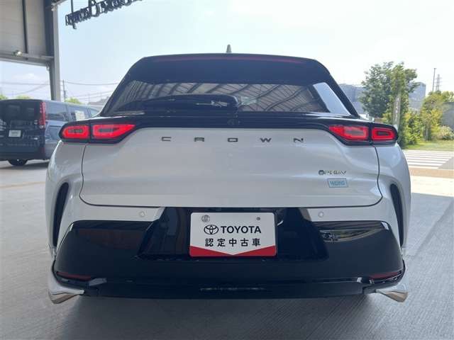 Toyota Crown Sport 8
