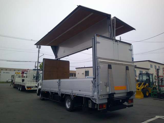 Isuzu Forward 5