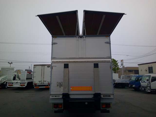 Isuzu Forward 6
