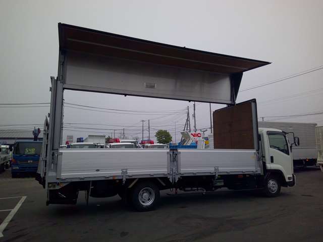 Isuzu Forward 8