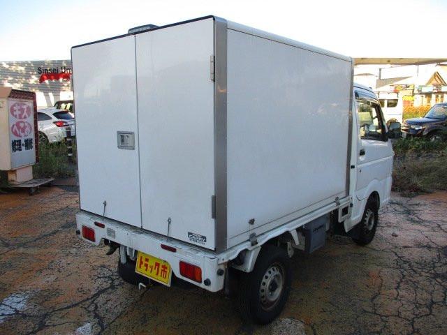 Suzuki Carry 3