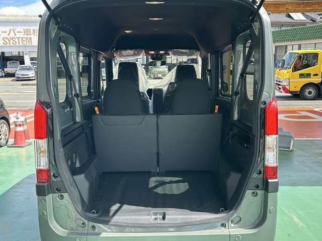 Honda N-VAN 12