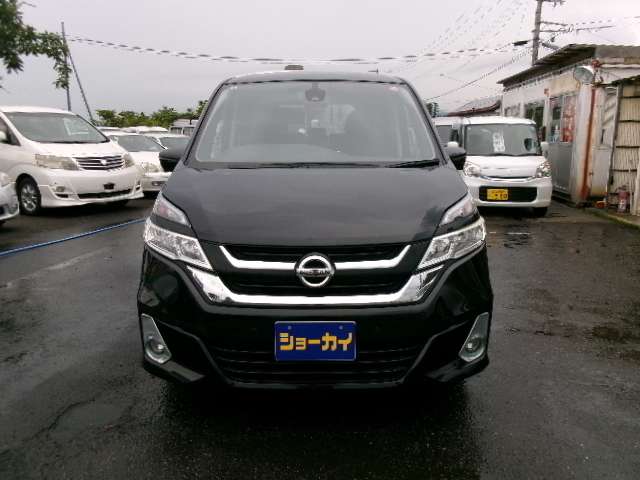 Nissan Serena 3