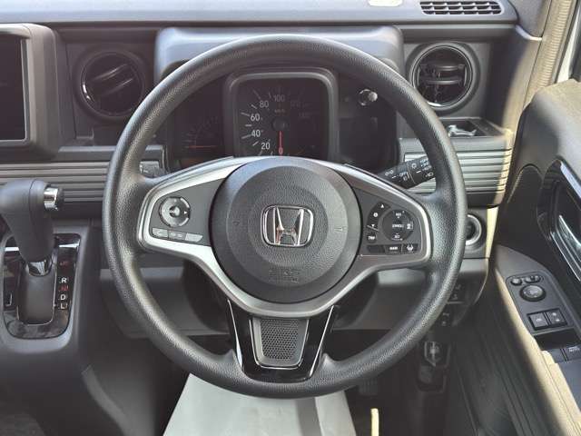 Honda N-VAN 8
