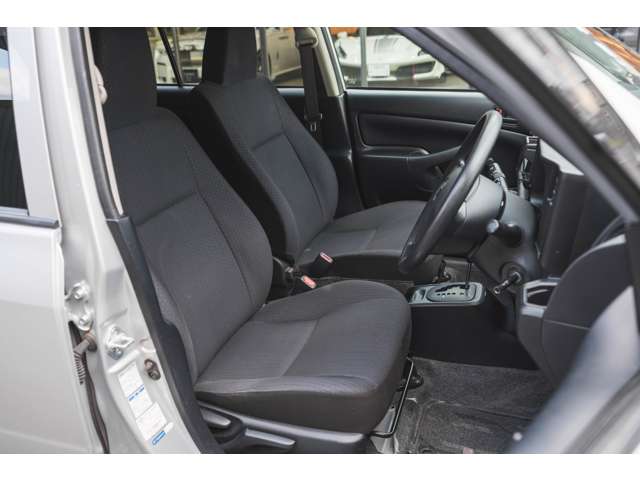 Toyota Succeed Van 11