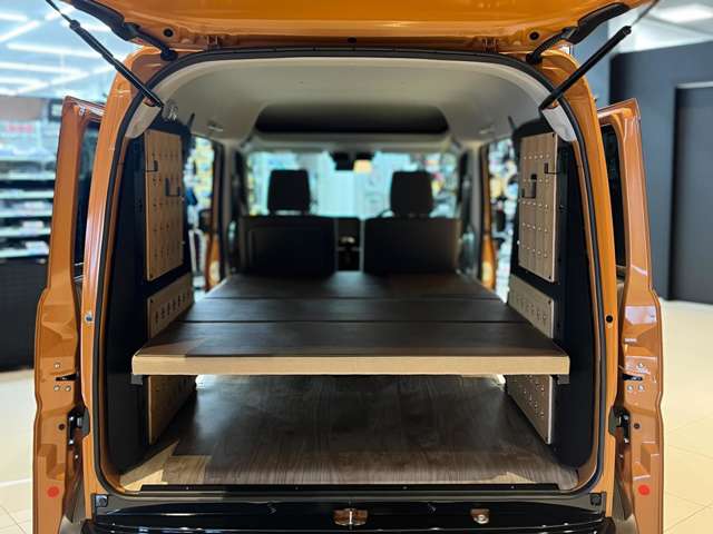 Suzuki Every 8
