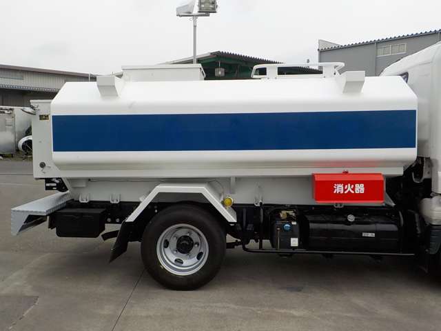 Mitsubishi Fuso Canter 10
