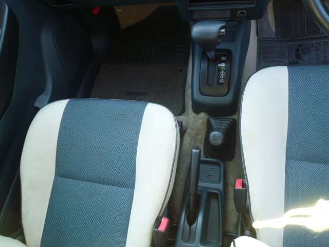 Mitsubishi Pajero Mini 11