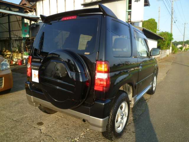 Mitsubishi Pajero Mini 7