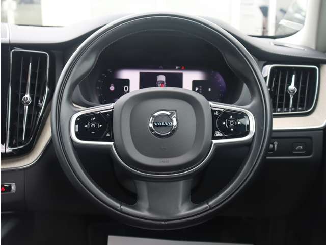 Volvo XC60 12