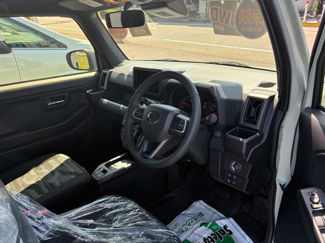 Daihatsu Taft 11