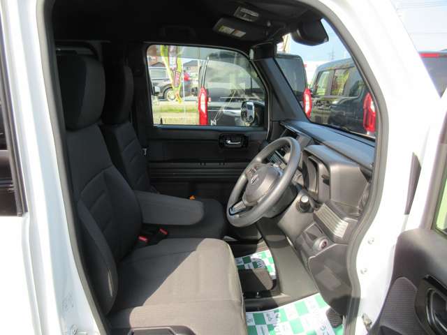 Honda N-VAN 12