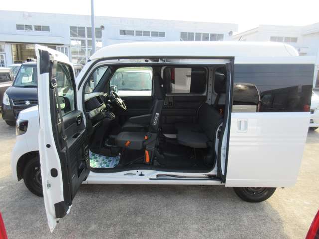 Honda N-VAN 6