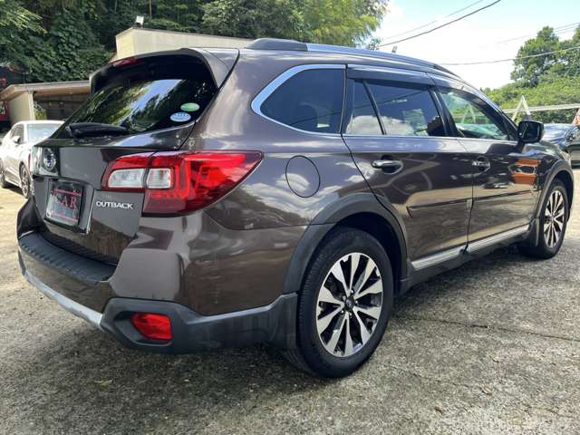 Subaru Legacy Outback 7