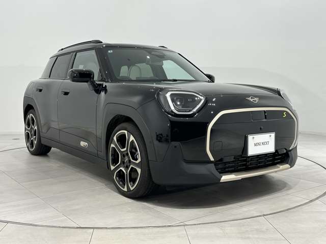 MINI Aceman 11