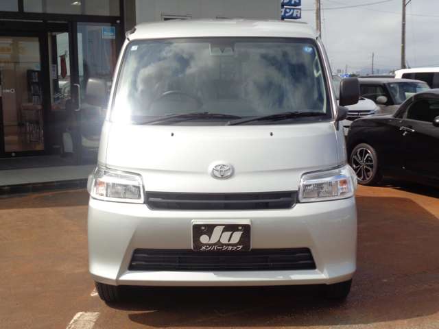 Toyota Town Ace Van 2