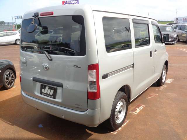 Toyota Town Ace Van 6