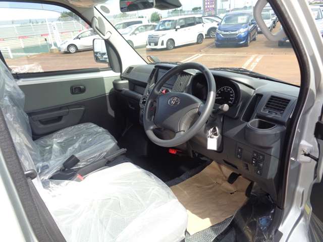 Toyota Town Ace Van 10
