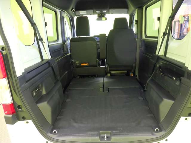 Honda N-VAN 10