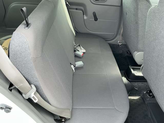 Nissan NV150 AD 9