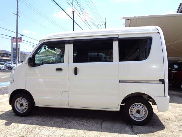 Nissan NV100 Clipper 3