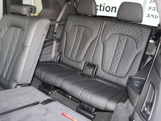 BMW X7 12