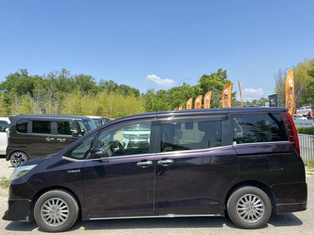 Toyota Esquire 8