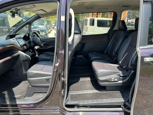 Toyota Esquire 10