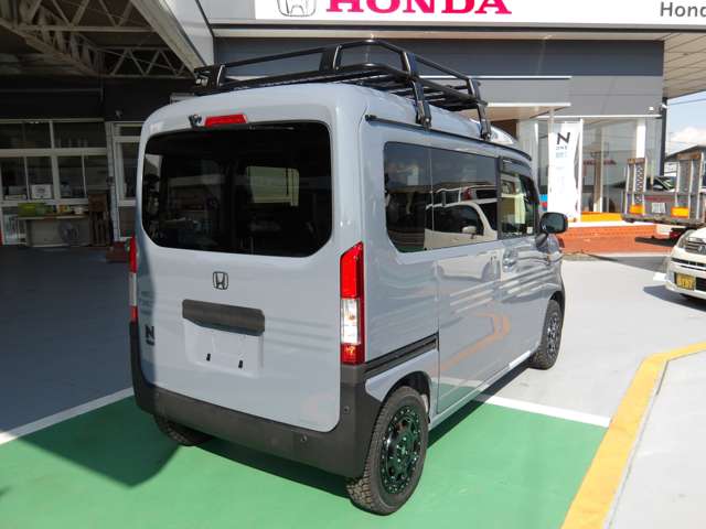 Honda N-VAN 8