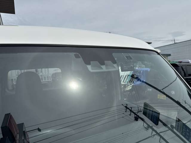 Daihatsu Hijet Cargo 9