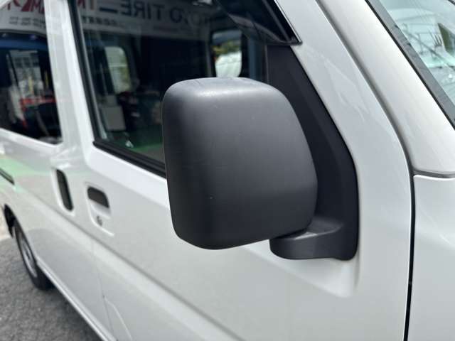 Daihatsu Hijet Cargo 10