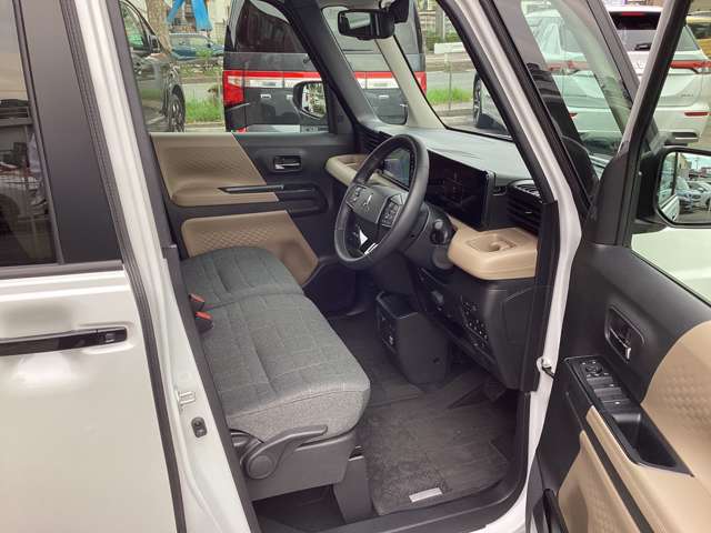Mitsubishi Delica Mini 5