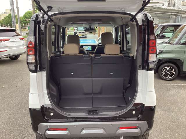 Mitsubishi Delica Mini 7