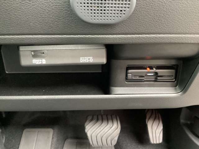Mitsubishi Delica Mini 10