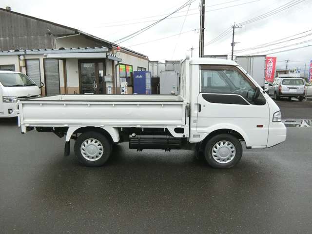 Mazda Bongo Truck 9